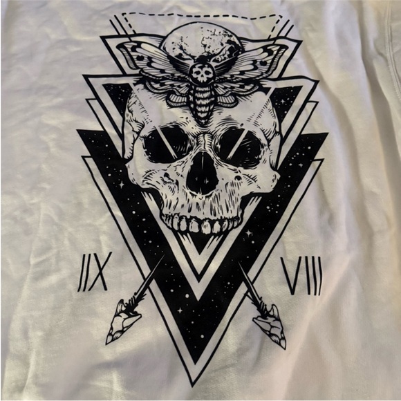 SCW Edgy White Skull Graphic Hoodie NWOT - Picture 7 of 7